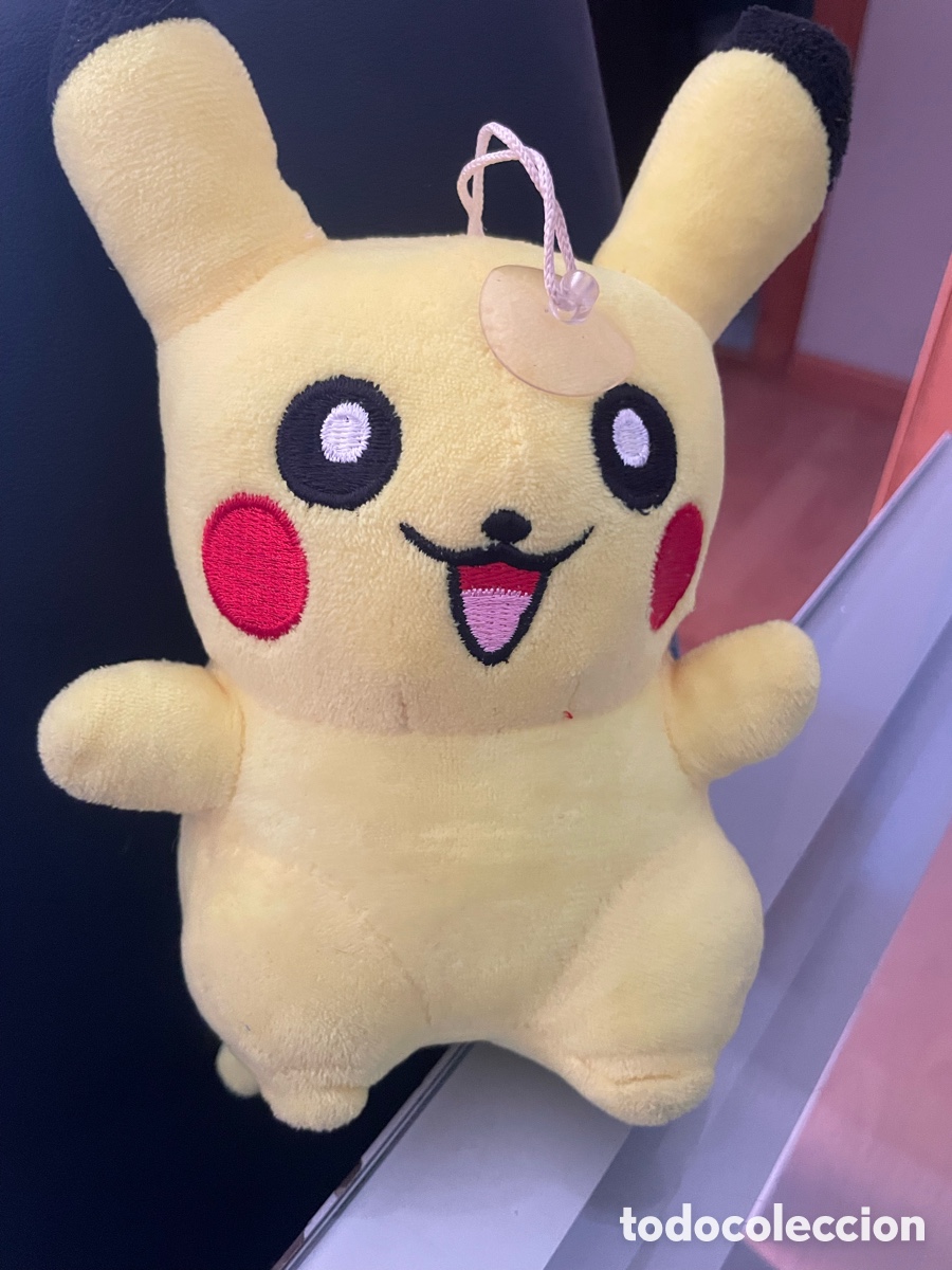 Brinquedos Antigos: Peque&ntilde;o Pikachu usado