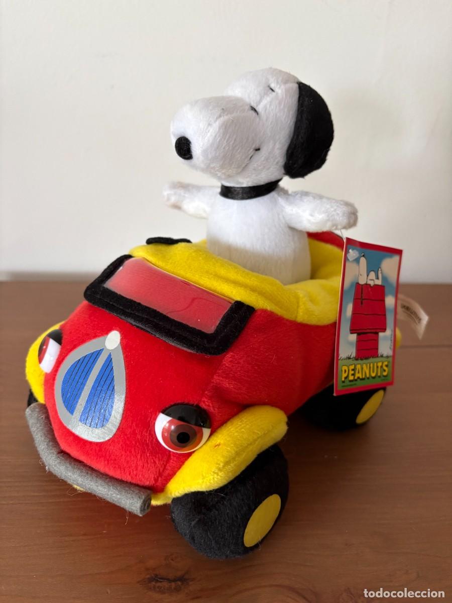 Juguetes Antiguos: ANTIGUO PELUCHO DE SNOOPY CON ETIQUETA IMPECABLE PLAY BY PLAY EN COCHE