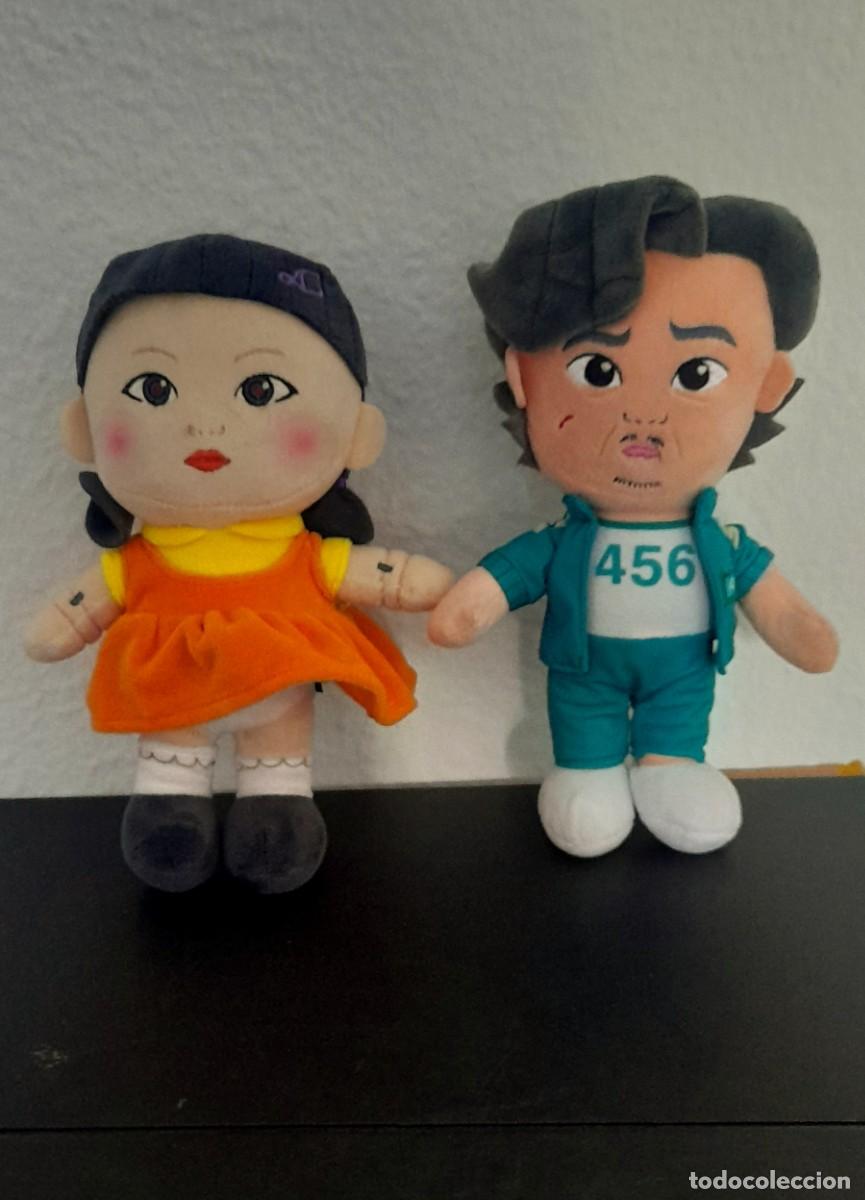 Giocattoli Antichi: PELUCHES GI HUN Y YOUNG HEE JUEGO CALAMAR FAMOSA NETFLIX