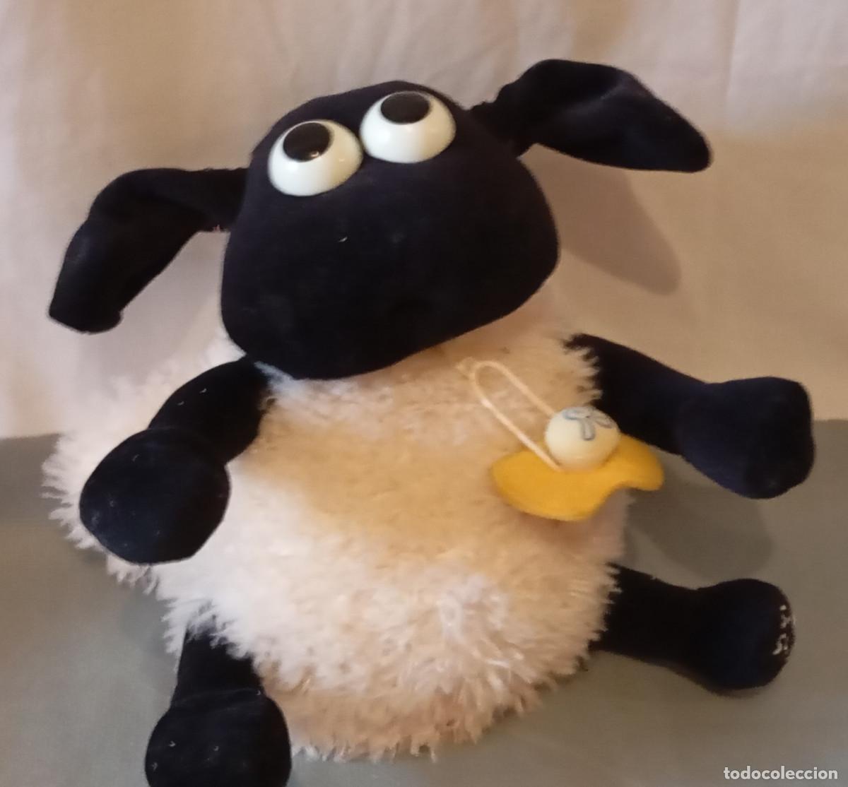 Juguetes Antiguos: Peluche Timmy Oveja Shaun. Adorable peluche de Timmy, el tierno personaje de la serie La oveja Shaun