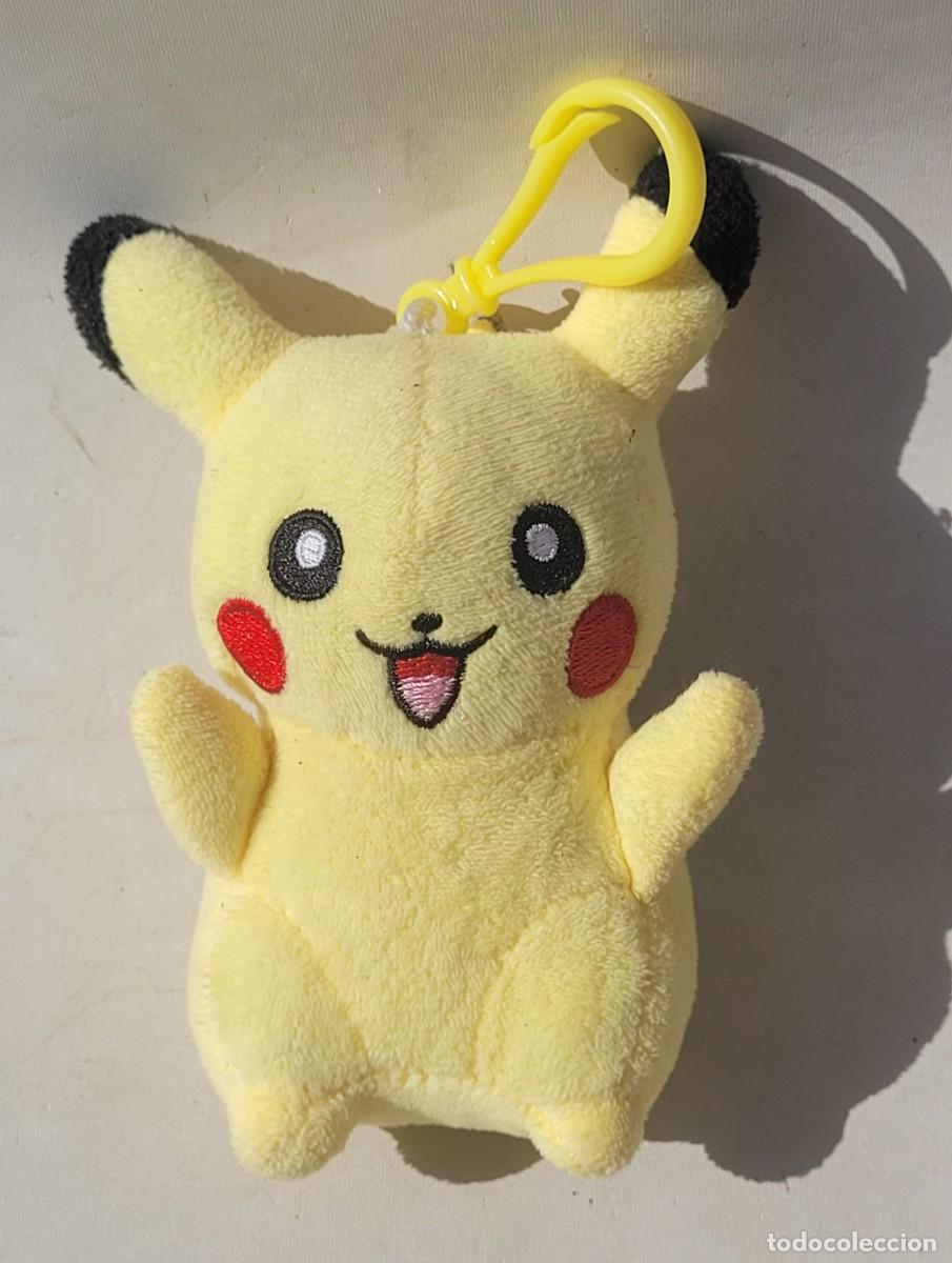 Juguetes antiguos: Llavero de peluche de 14 cm que representa a Pikachu