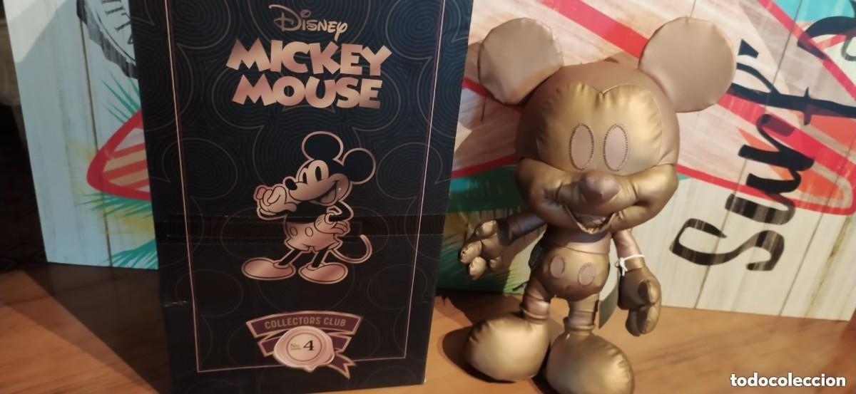 Juguetes antiguos: Peluche Simba de Mickey Mouse de Disney, 35 cm en Caja de Regalo, Edici&oacute;n Limitada DORADO