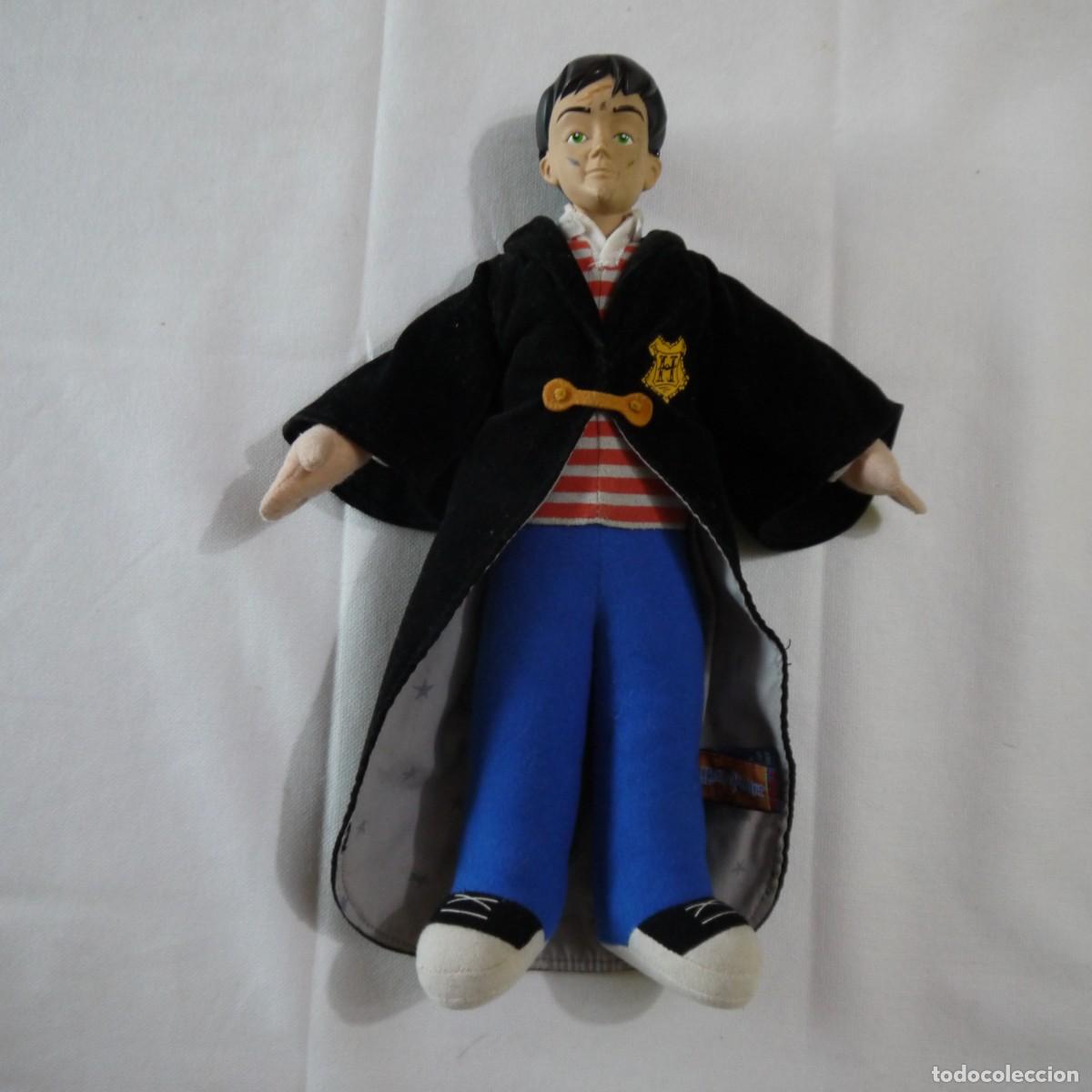 Juguetes antiguos: HARRY POTTER 33 CM DE TRUDI. CUERPO DE TRAPO Y CABEZA DE PL&Aacute;STICO