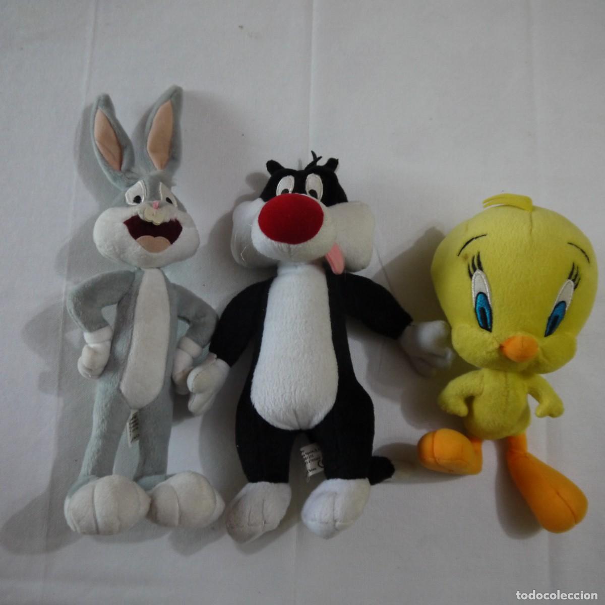 Juguetes antiguos: LOTE DE 3 PELUCHES DE LA WARNER: BUGS BUNNY, SILVESTRE Y PIOLIN