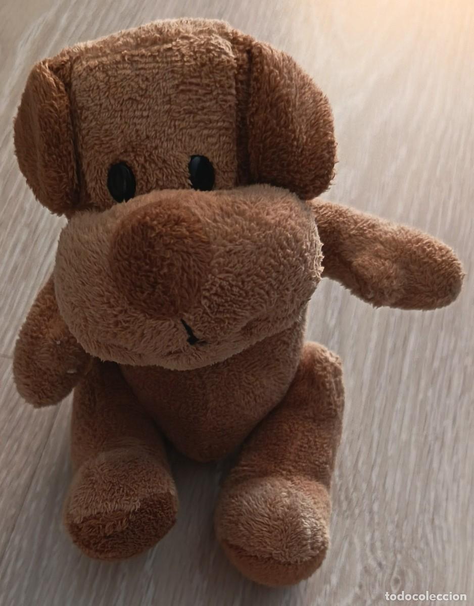 Juguetes antiguos: Peluche. Perrito peluche. Play - by -play. Color marron claro.