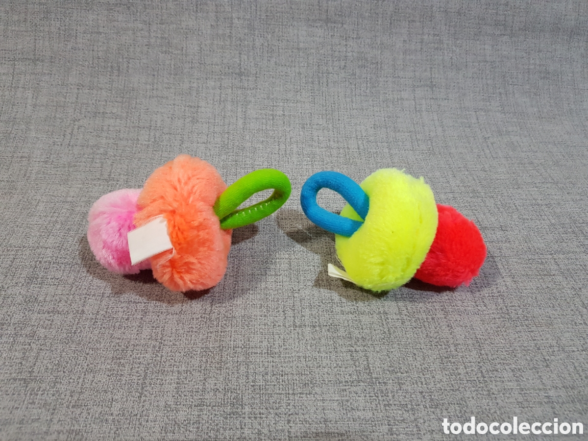 Juguetes antiguos: CHUPETES MULTICOLOR DE PELUCHE. ETIQUETA BORRADA.