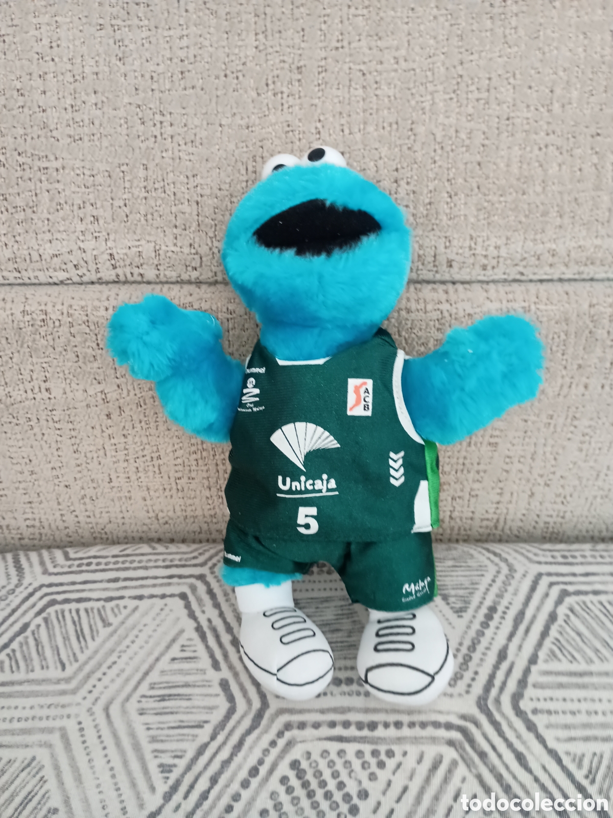 Juguetes antiguos: Peluche monstruo de las galletas unicaja