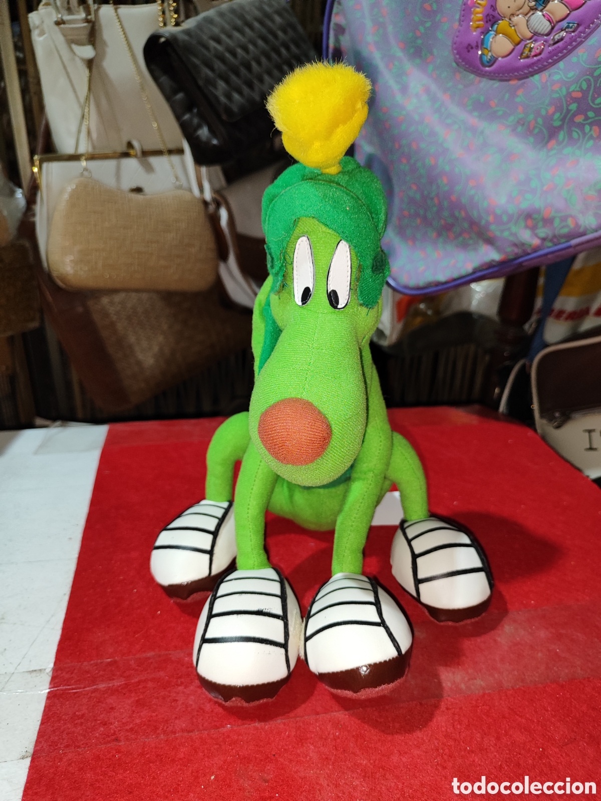 Juguetes antiguos: Dif&iacute;cil peluche Marvin perro del espacio extraterrestre de los Looney Tunes