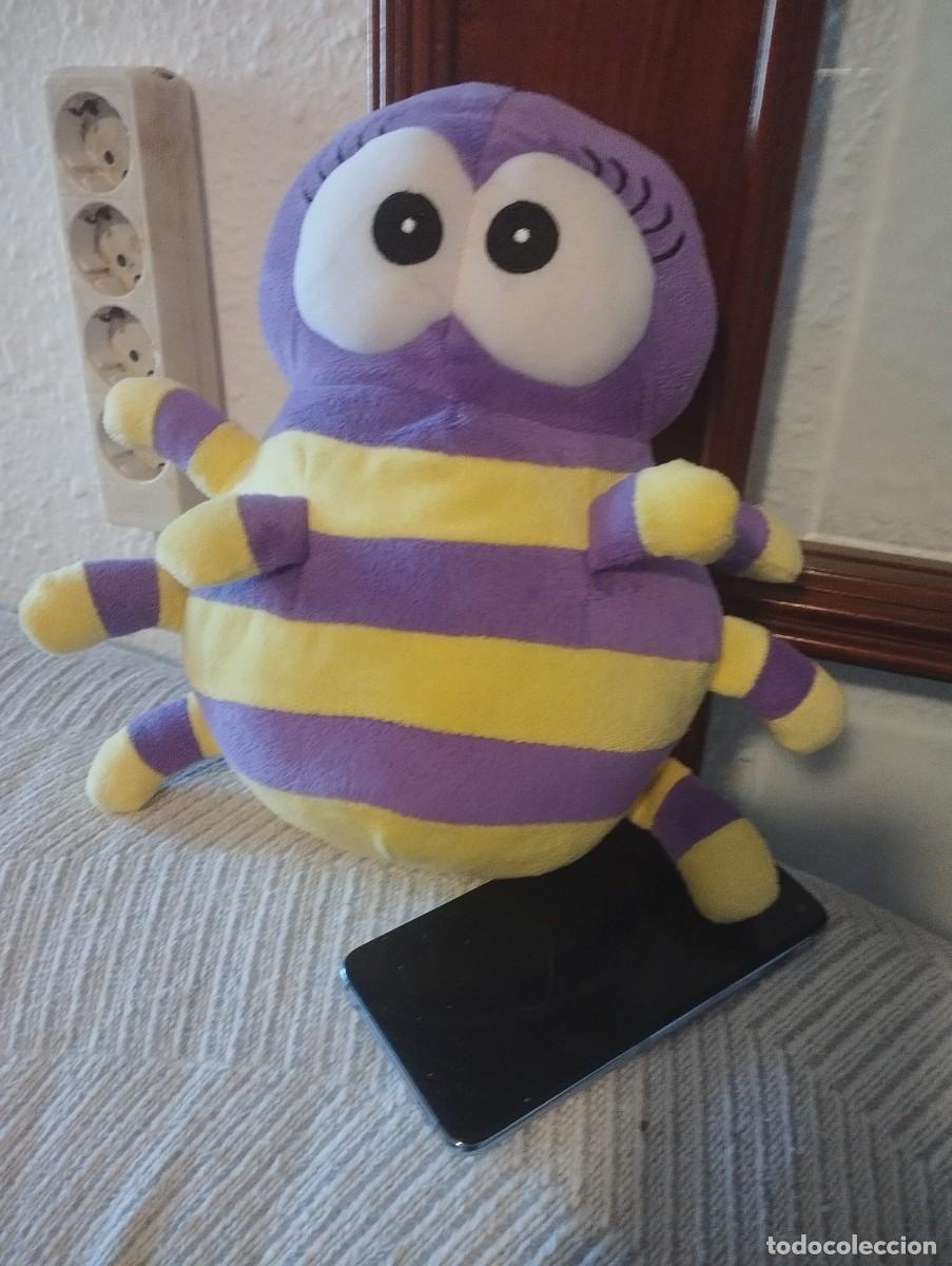 Juguetes antiguos: peluche de ara&ntilde;a o ciempies