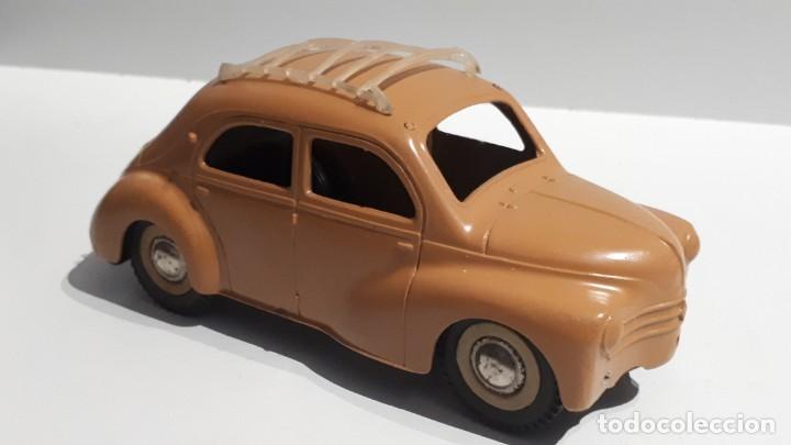Juguetes antiguos Pay&aacute;: Renault 4-4 de Paya - Foto 2