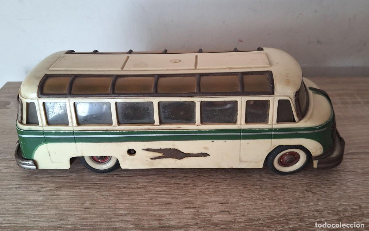 Juguetes antiguos Pay&aacute;: Autob&uacute;s Studebaker de Paya - Foto 5