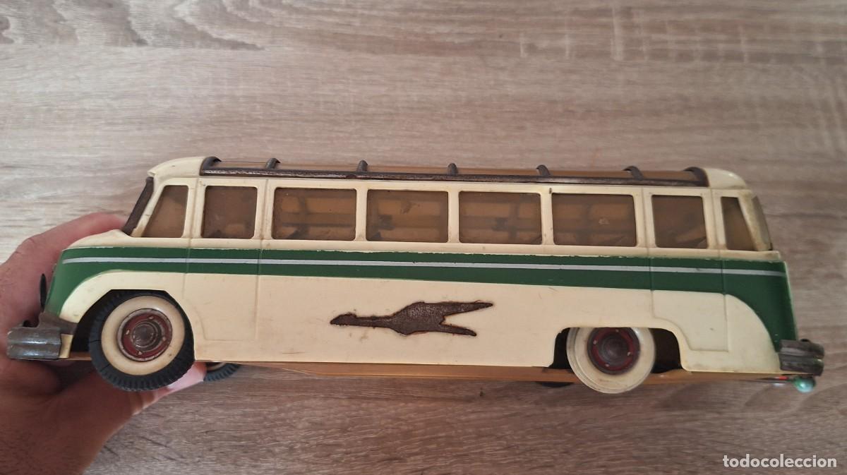Juguetes antiguos Pay&aacute;: Autob&uacute;s Studebaker de Paya - Foto 7