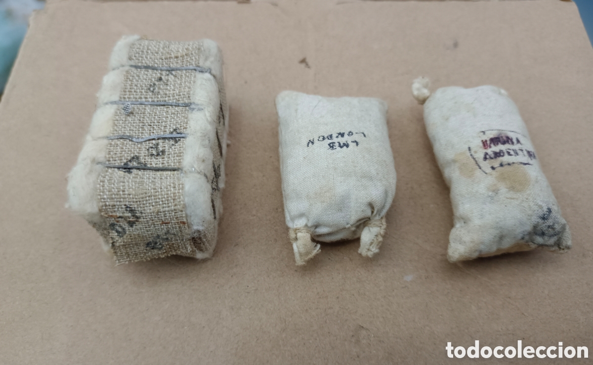 Juguetes antiguos Pay&aacute;: Cargas , sacos , bala , mercancias vagones tren paya escala 0