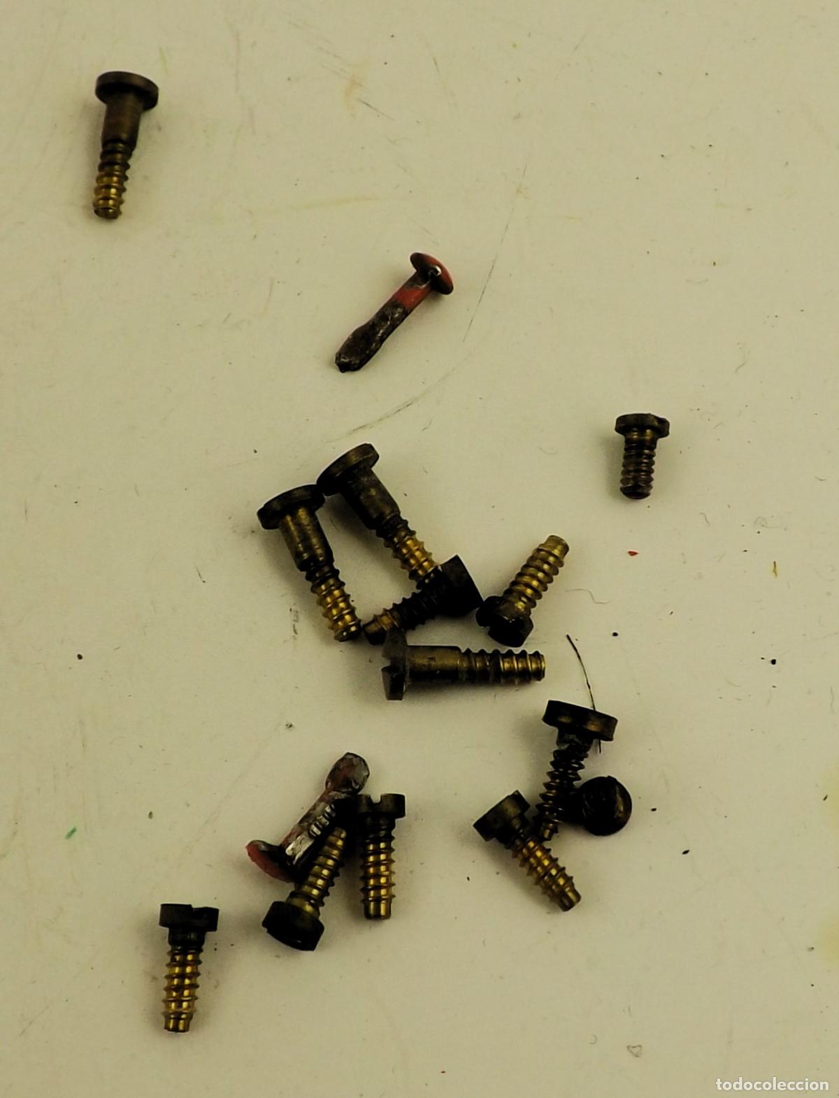 Jouets anciens Pay&aacute;: Citro&euml;n Tibur&oacute;n Pay&aacute;. Tornillos originales