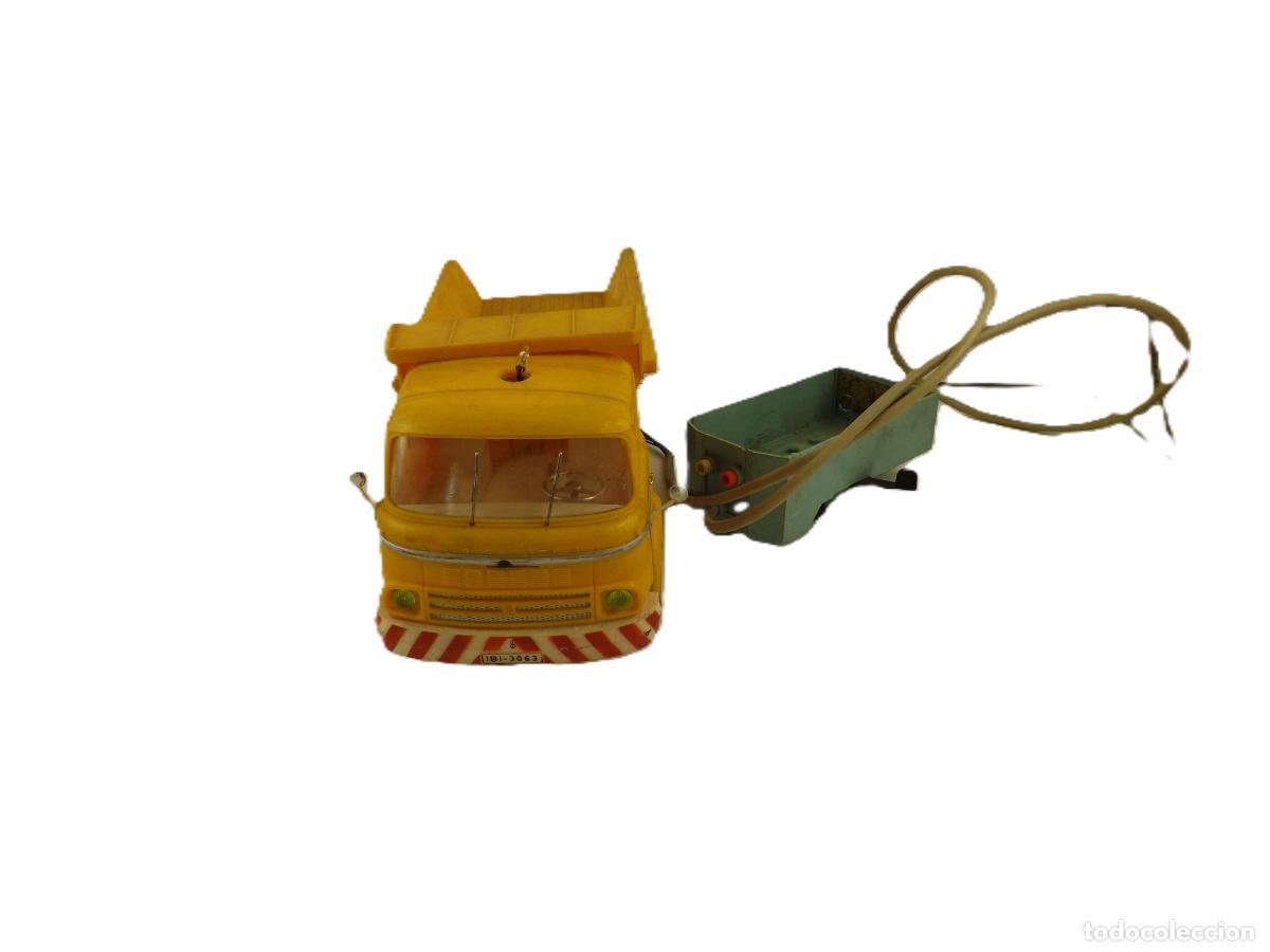 Juguetes antiguos Pay&aacute;: Volquet&oacute;n de Pay&aacute;. Desguace para restaurar o canibalizar