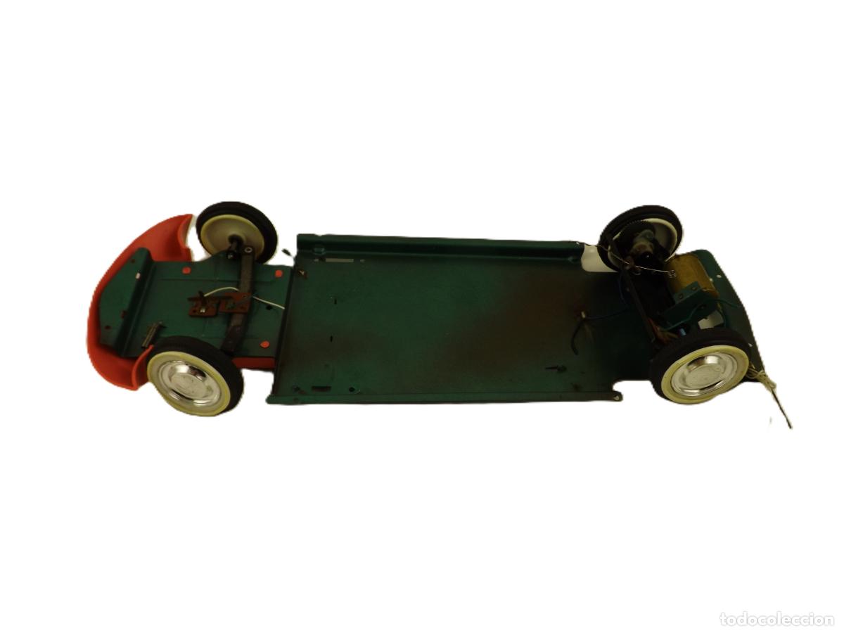 Juguetes antiguos Pay&aacute;: Citro&euml;n DS Tibur&oacute;n Pay&aacute;. Ch&aacute;sis con motor. Desguace para restaurar o canibalizar