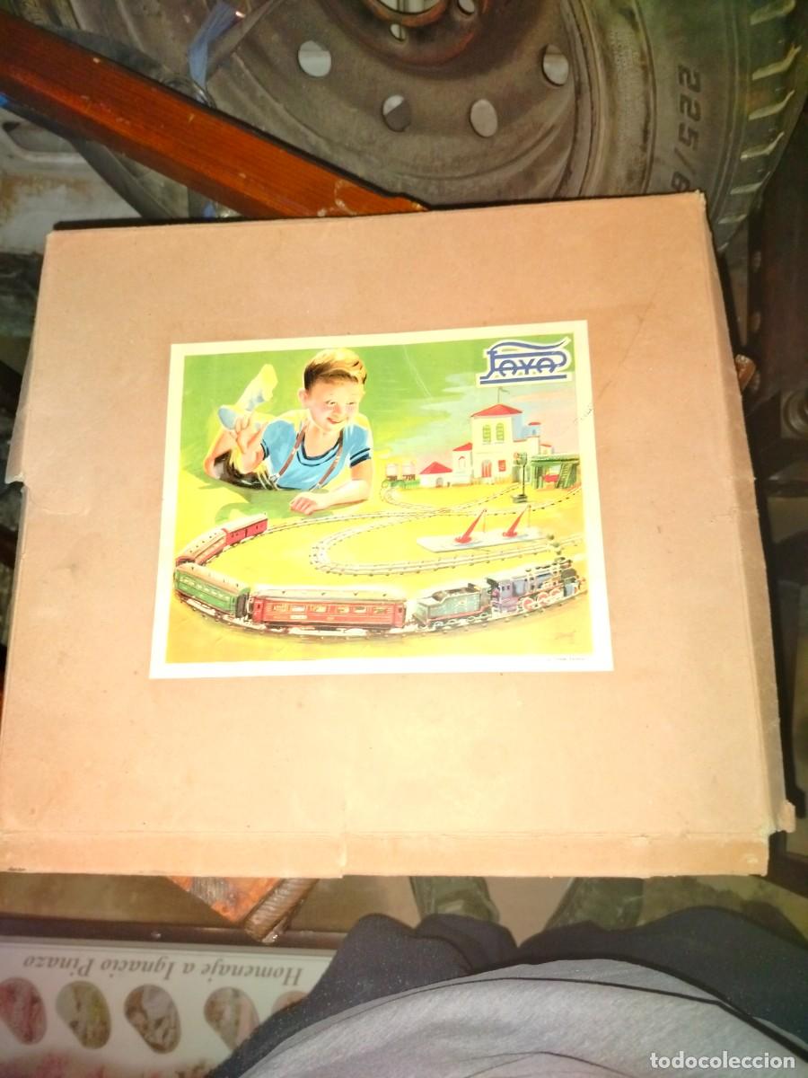 Juguetes antiguos Pay&aacute;: ANTIGUO TREN DE PAYA 895 A CUERDA EN SU CAJA MIREN FOTOS