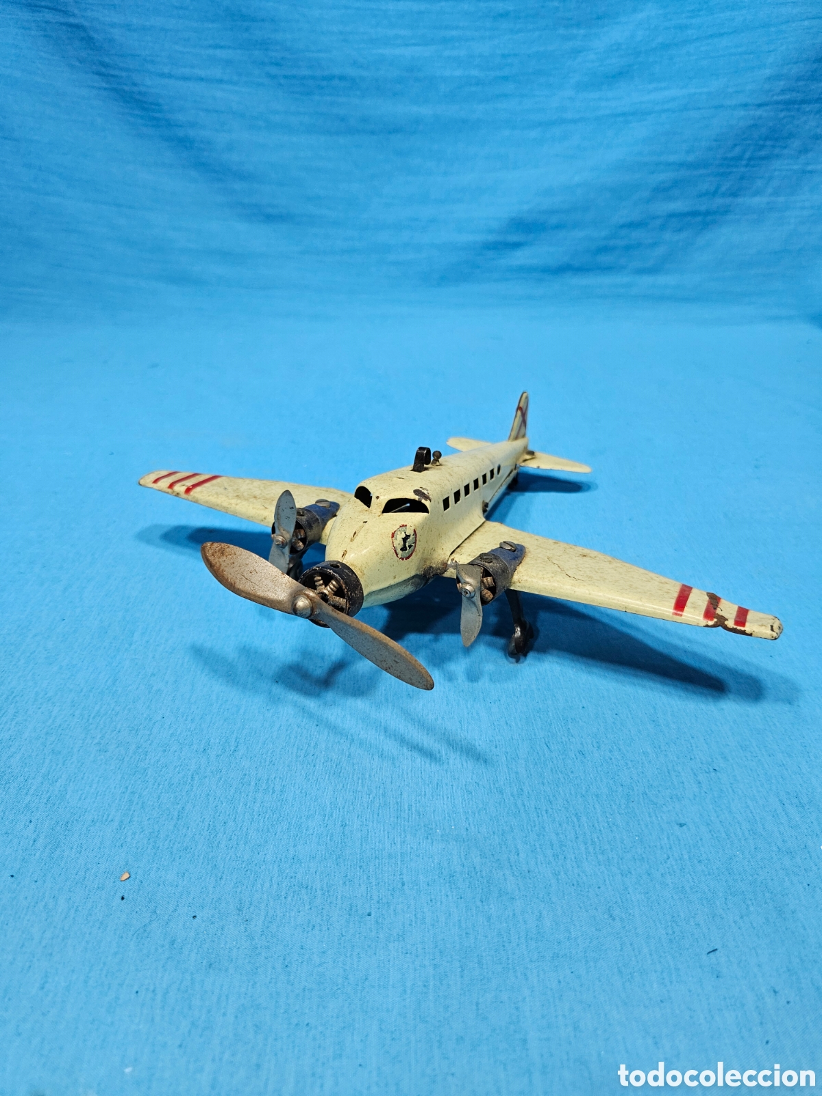 Juguetes antiguos Pay&aacute;: AVION DE TRANSPORTE BOMBARDEO PAYA. HOJALATA