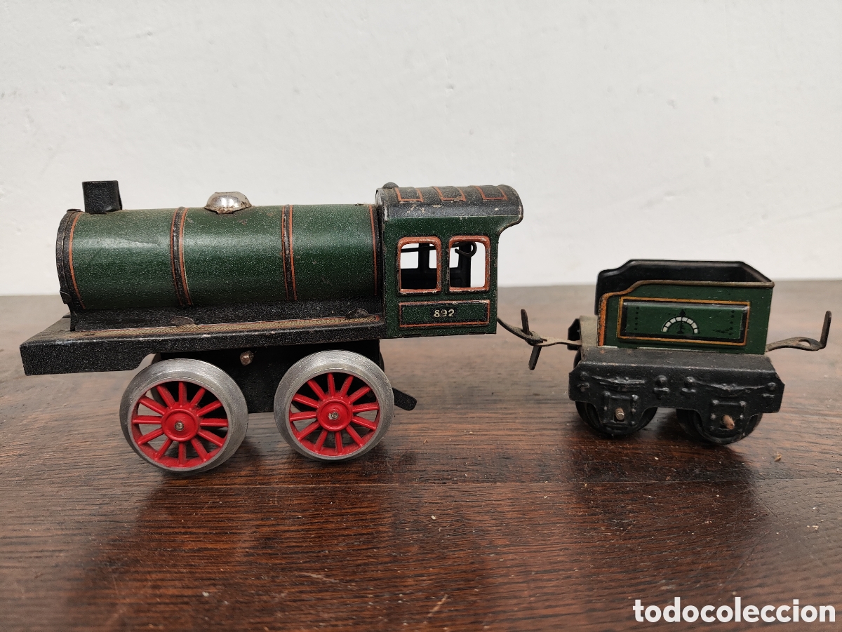 Juguetes antiguos Pay&aacute;: ANTIGUA LOCOMOTORA DE TREN PAY&Agrave; 892