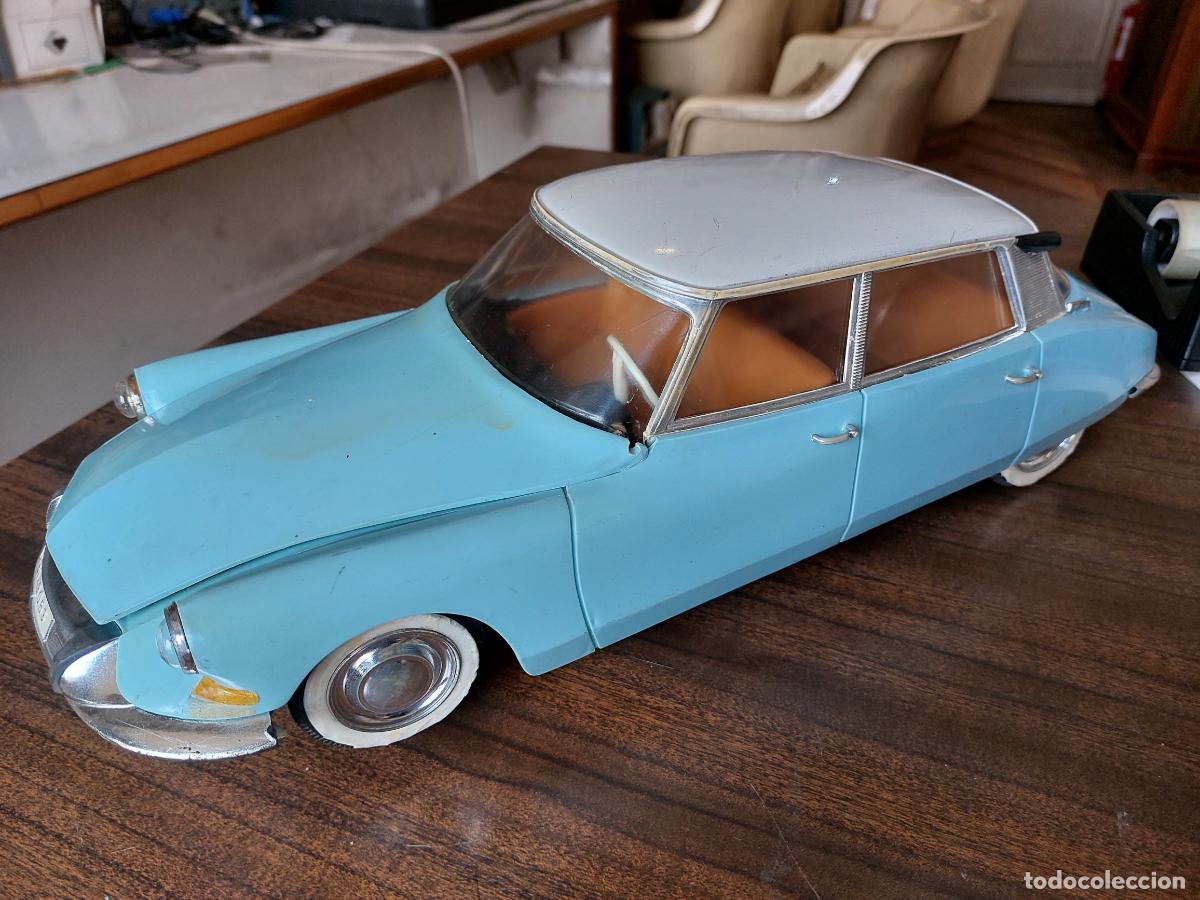 Juguetes antiguos Pay&aacute;: CITROEN TIBURON PAYA AZUL SALVAOBSTACULOS USADO