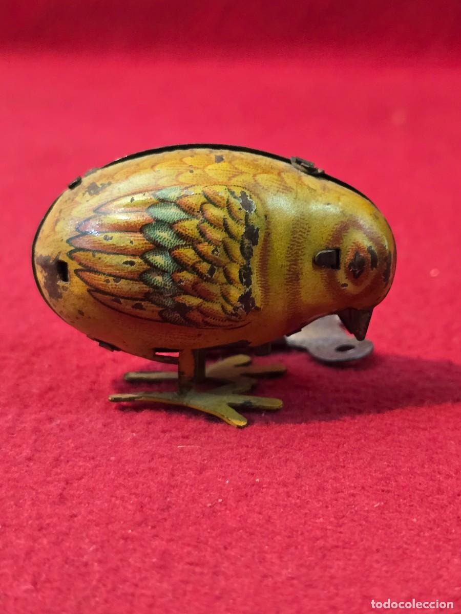 Altes Spielzeug Pay&aacute;: ANTIGUO POLLITO DE HOJALATA DE PAYA