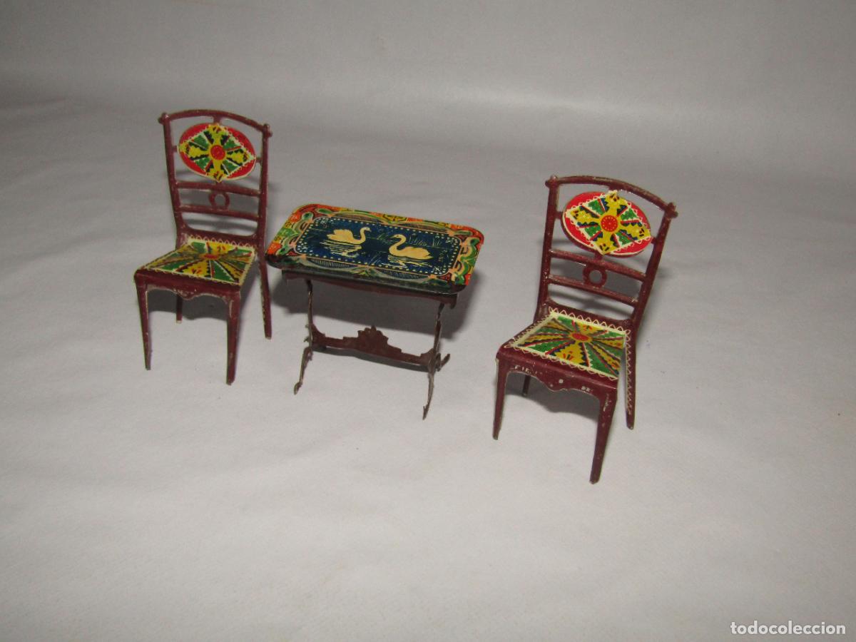 Juguetes antiguos Pay&aacute;: Antiguas Sillas y Mesa en Hojalata Litografiada de Juguetes Hermanos PAY&Aacute; de Ibi A&ntilde;os 1920-30s.