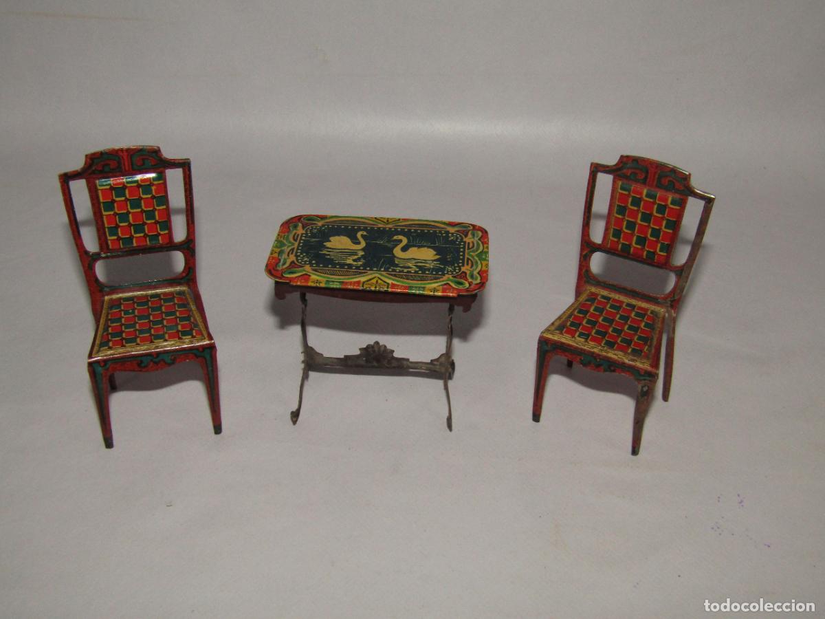 Juguetes antiguos Pay&aacute;: Antiguas Sillas y Mesa Velador Hojalata Litografiada de Juguetes Hermanos PAY&Aacute; de Ibi A&ntilde;os 1920-30s.