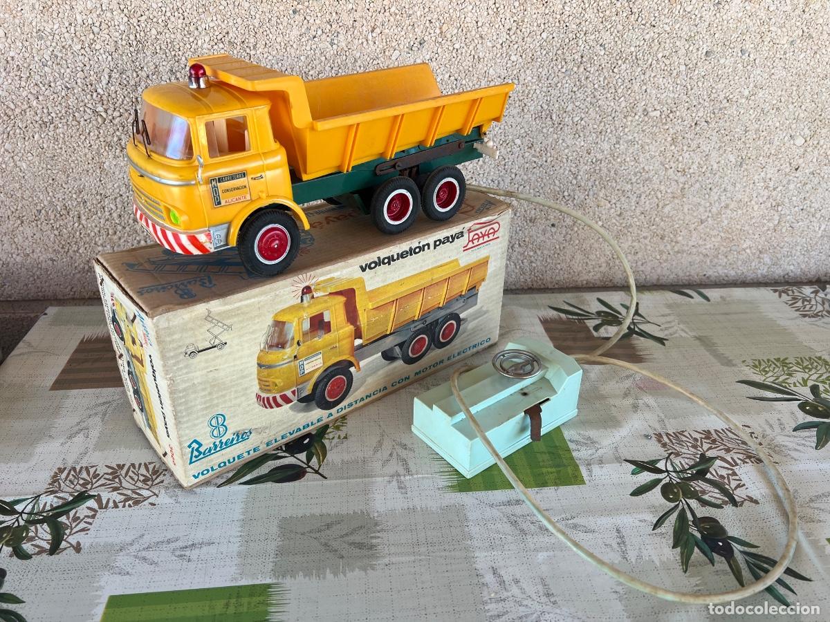 Altes Spielzeug Pay&aacute;: PAYA CAMION VOLQUETON BARREIROS DE 1965