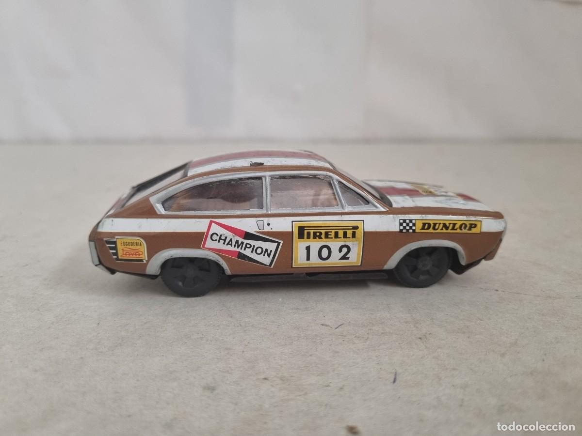 Altes Spielzeug Pay&aacute;: Coche de lata u hojalata Paya Renault 15 Rallye a friccion