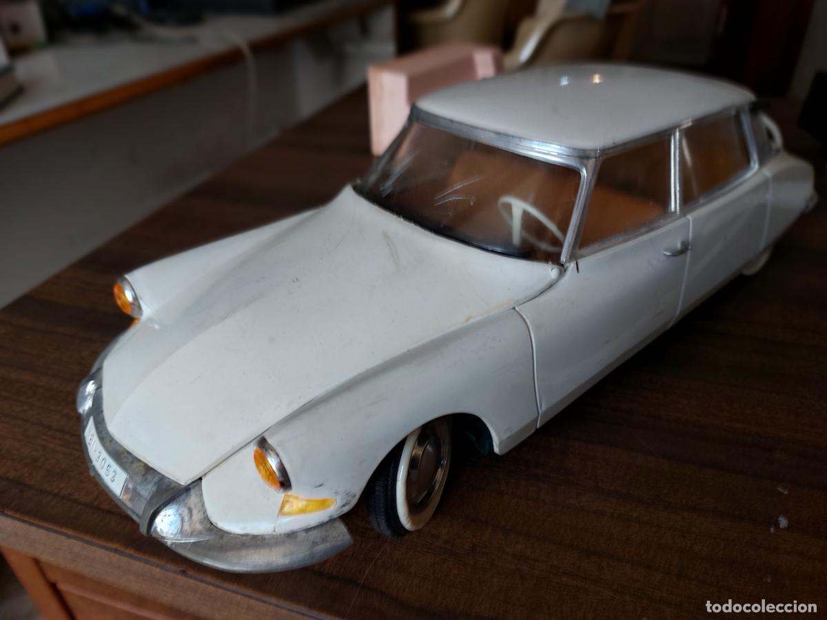 Juguetes antiguos Pay&aacute;: PAYA CITROEN TIBURON BLANCO USADO FUNCIONANDO