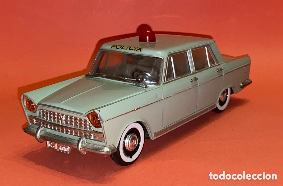 Juguetes antiguos Pay&aacute;: SEAR 1400 C versi&oacute;n polic&iacute;a, a&ntilde;os 60 (tipo PAYA)