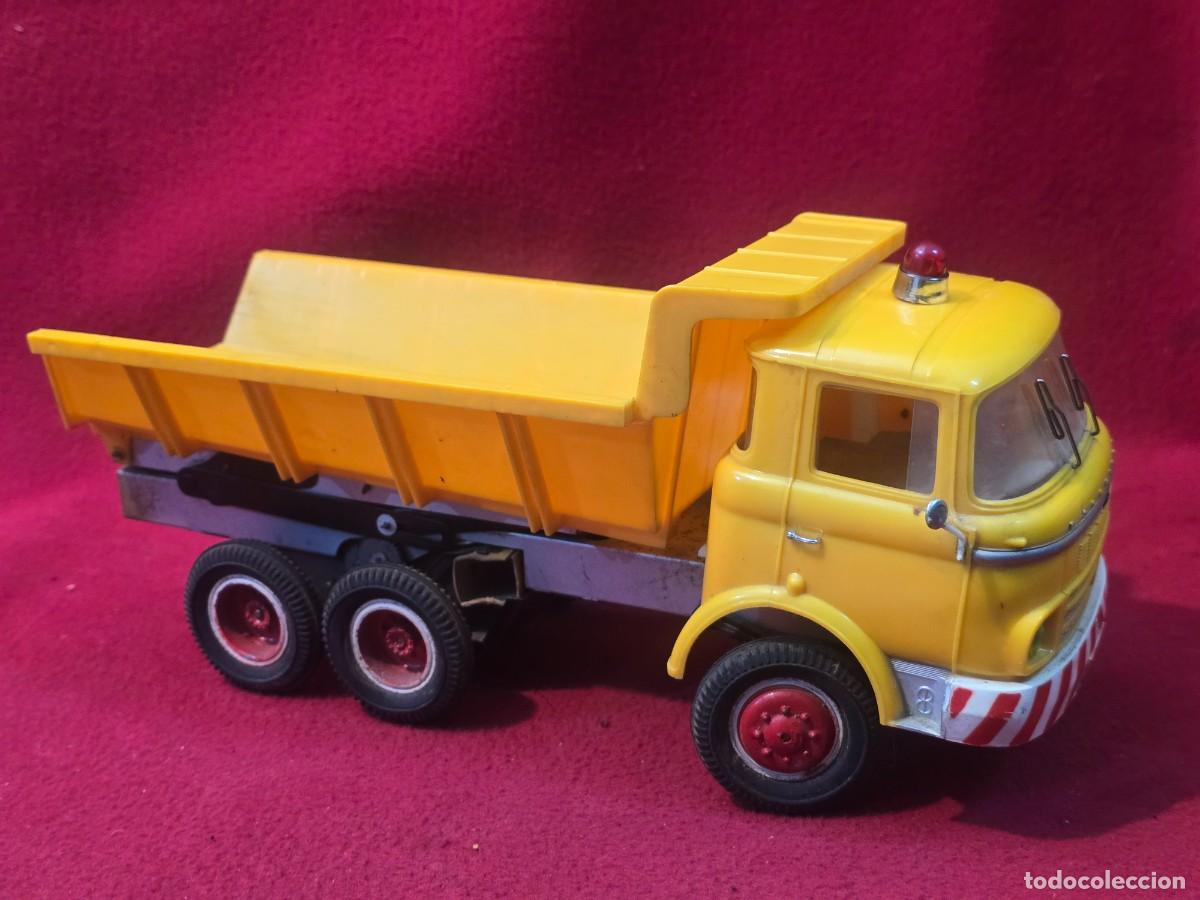 Juguetes antiguos Pay&aacute;: CAMION BARREIROS VOLQUETE DE PAYA