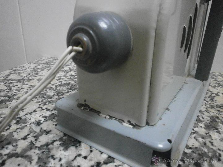 Juguetes antiguos: PROYECTOR DE CINE MARCA NIC - Foto 3
