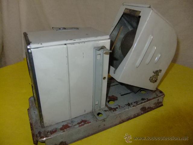 Juguetes antiguos: PROYECTOR DE CINE SUPER NIC - Foto 2