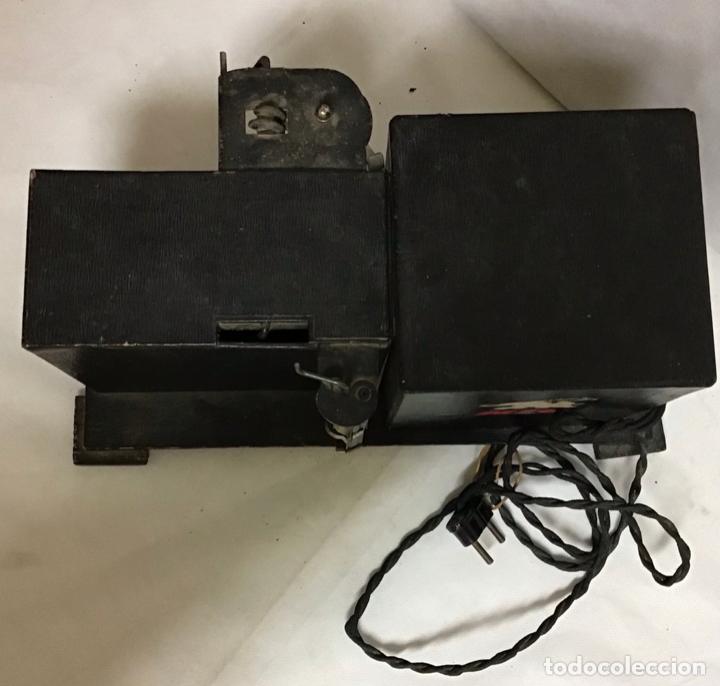 Juguetes antiguos: PROYECTOR NIC - Foto 6