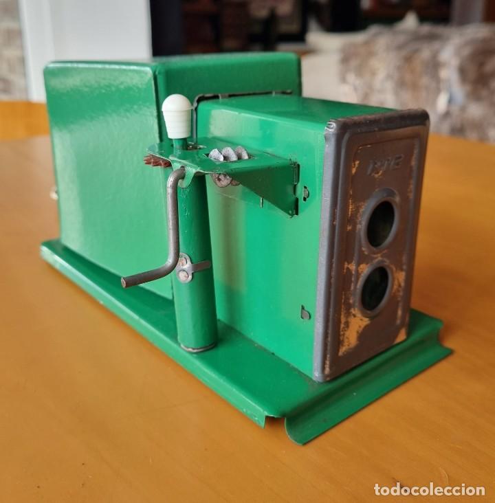 Juguetes antiguos: Proyector NIC - Foto 2