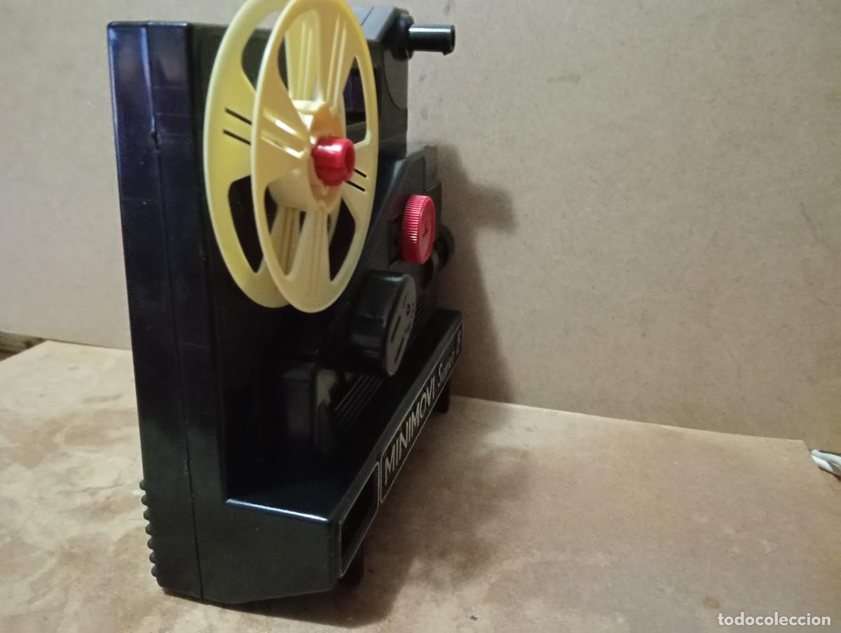 Juguetes antiguos: Antiguo proyector MINIMOVI - Foto 7
