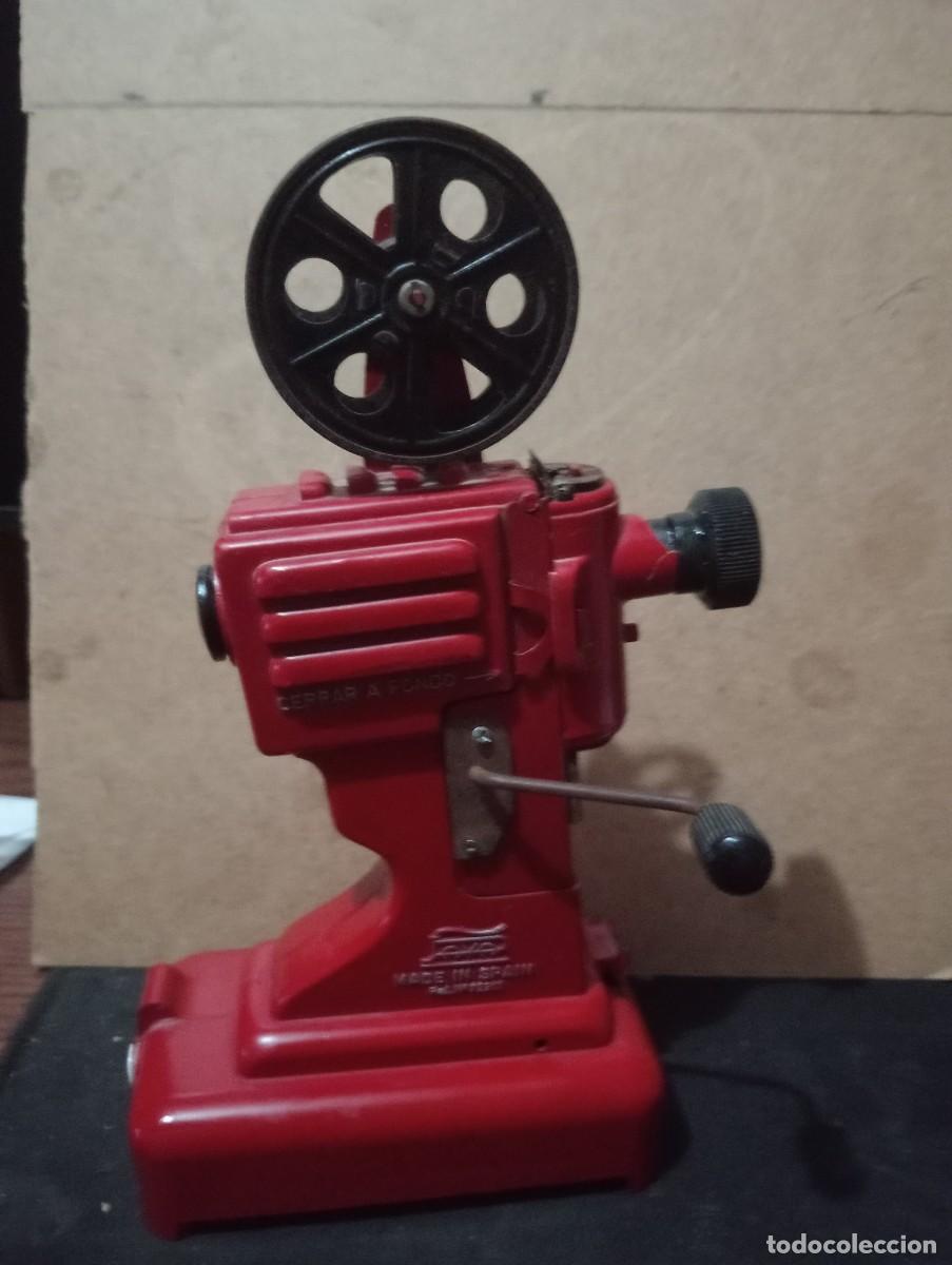 Juguetes antiguos: proyector de cine de Paya - Foto 6