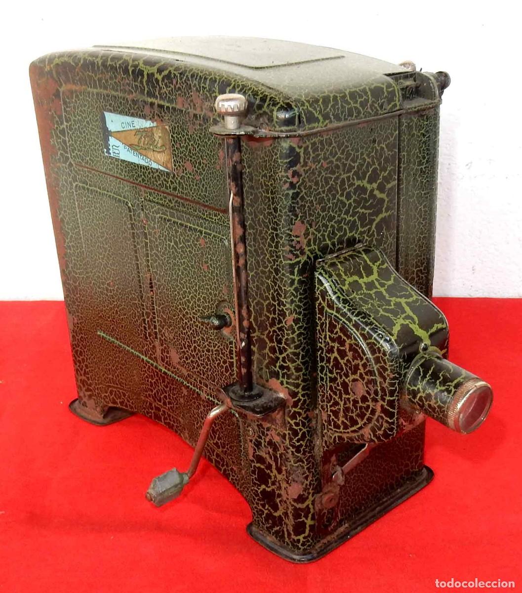 Juguetes antiguos: Proyector de cine RAIS de PAYA - a&ntilde;os 1930
