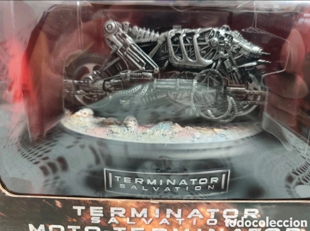 Juguetes antiguos: Terminator Salvation Edici&oacute;n Limitada de 2 Discos y Moto
