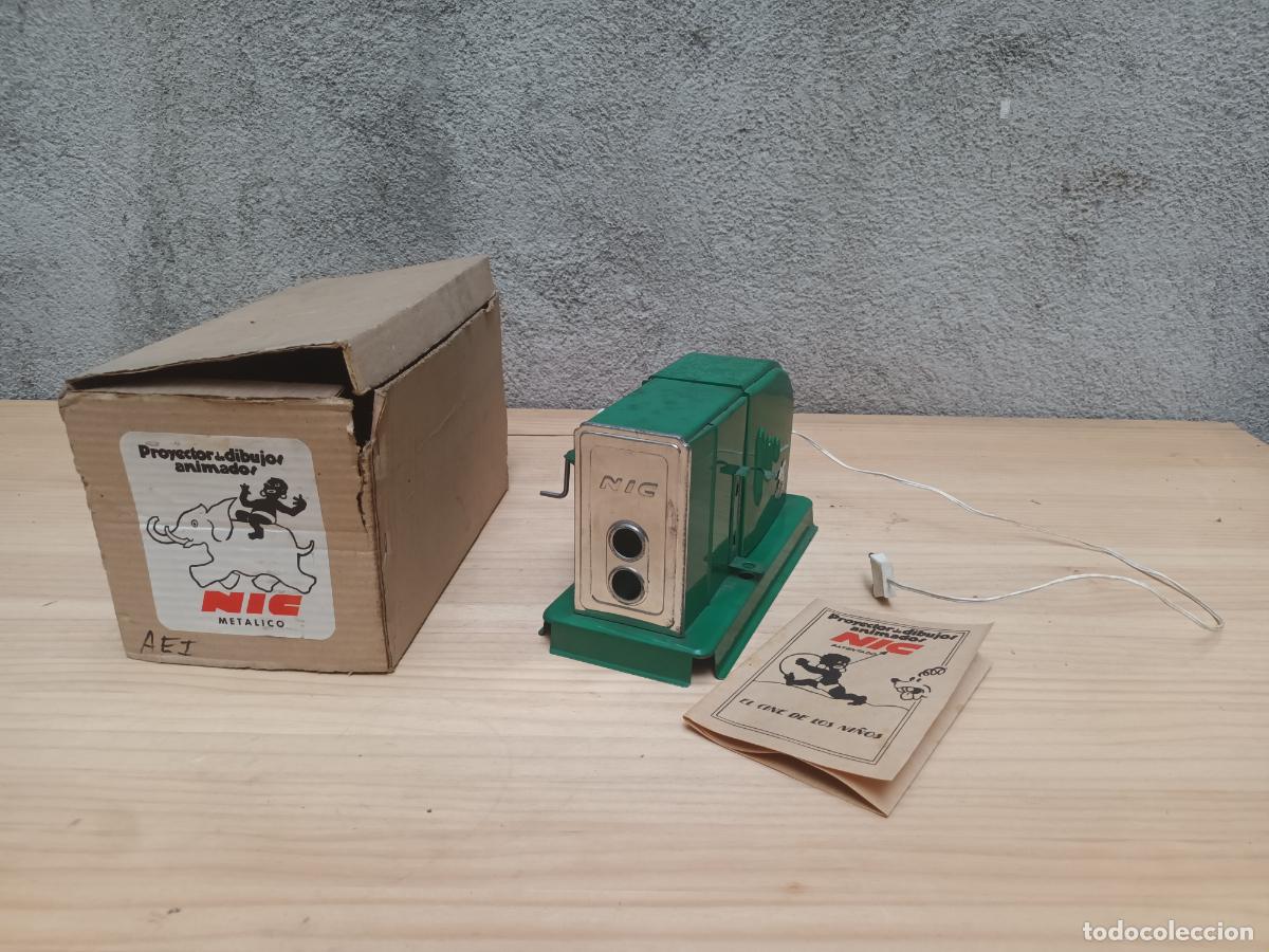 Old Toys: PROYECTOR CINE NIC CAJA.