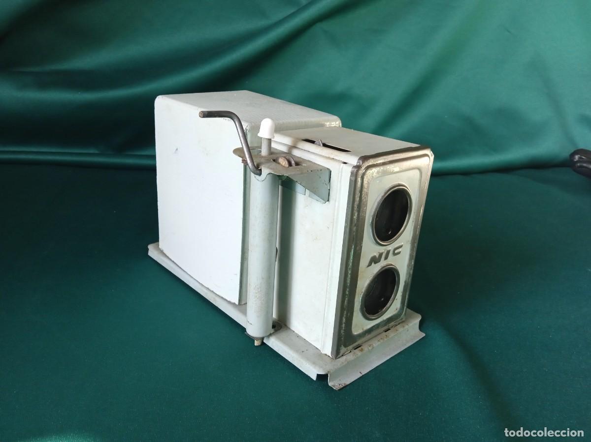 Juguetes antiguos: Proyector CINE NIC, Barcelona.
