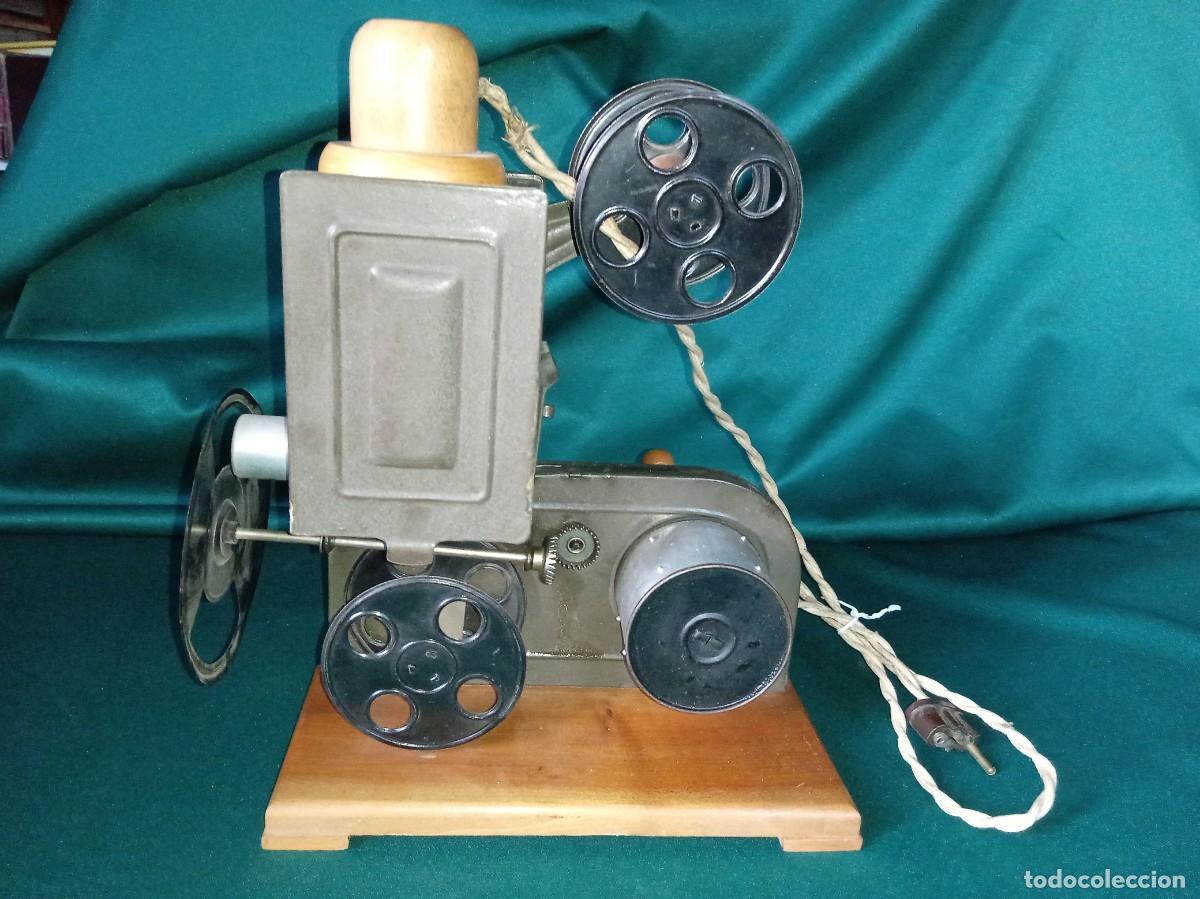 Brinquedos Antigos: Proyector de CINE SKOB, Jos&eacute; Escobar.