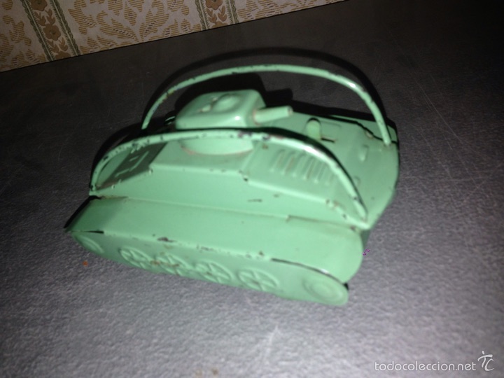 Juguetes antiguos Rico: Tanque de la marca RICO volteretas 1940 - Foto 1