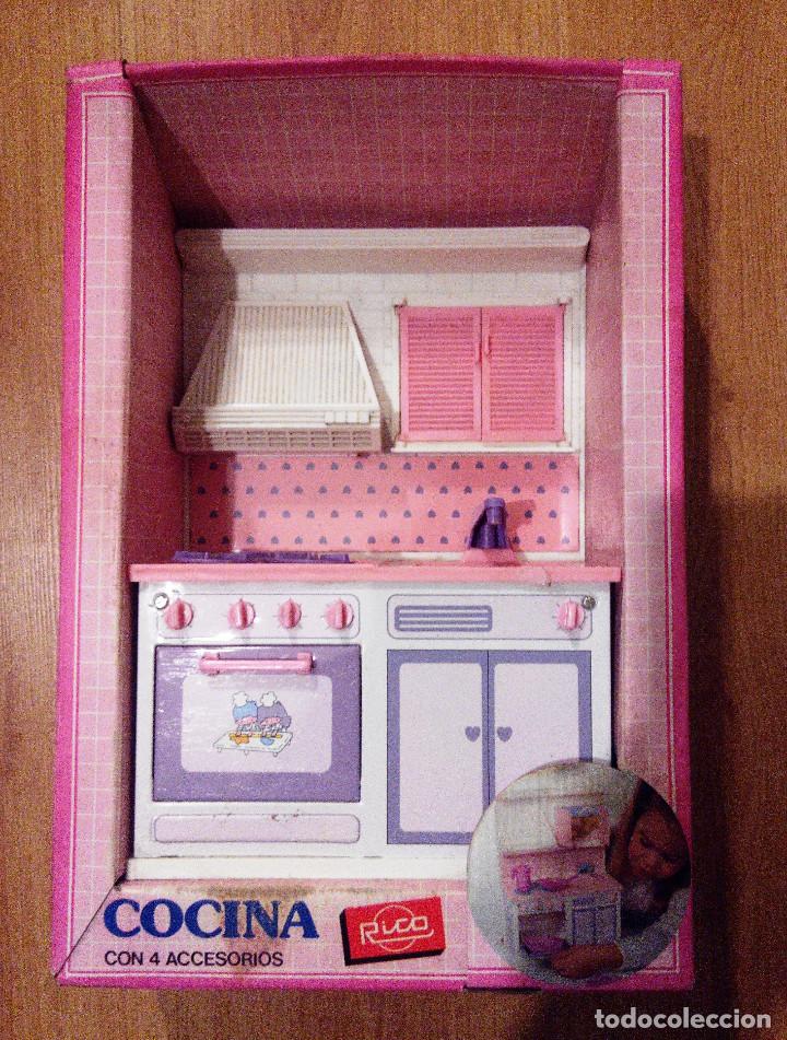 Juguetes antiguos Rico: RICO COCINA COMPLETA CON 4 COMPLEMENTOS. REF 180. NUEVA SIN USAR. - Foto 1