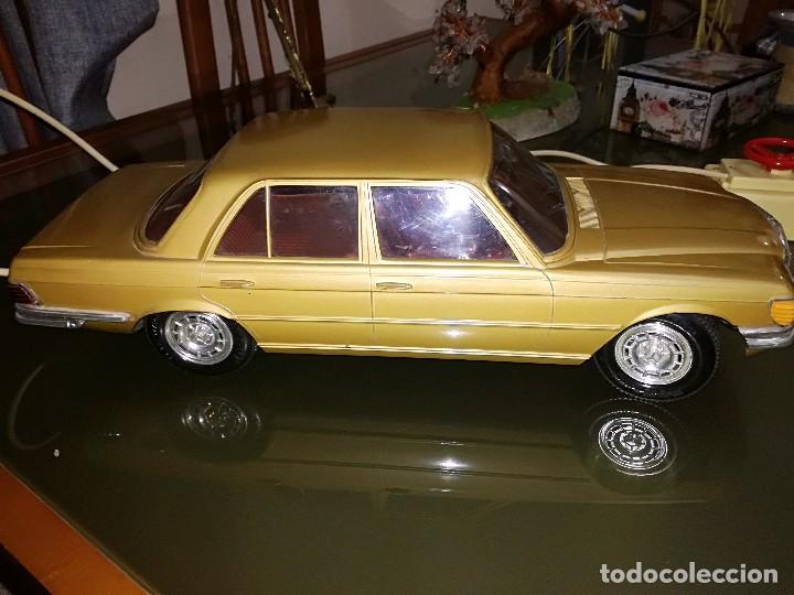 coche de juguete mercedes