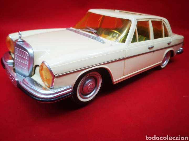 MERCEDES 250 SE friction powered, NOS genuine tin toy, Japan / jouet