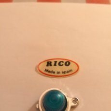 Juguetes antiguos Rico: RICO, REPUESTO ORIGINAL, SIRENA O LUZ DE POLICIA AZUL DEL SEAT 1430 DE RICO.. Lote 319788708