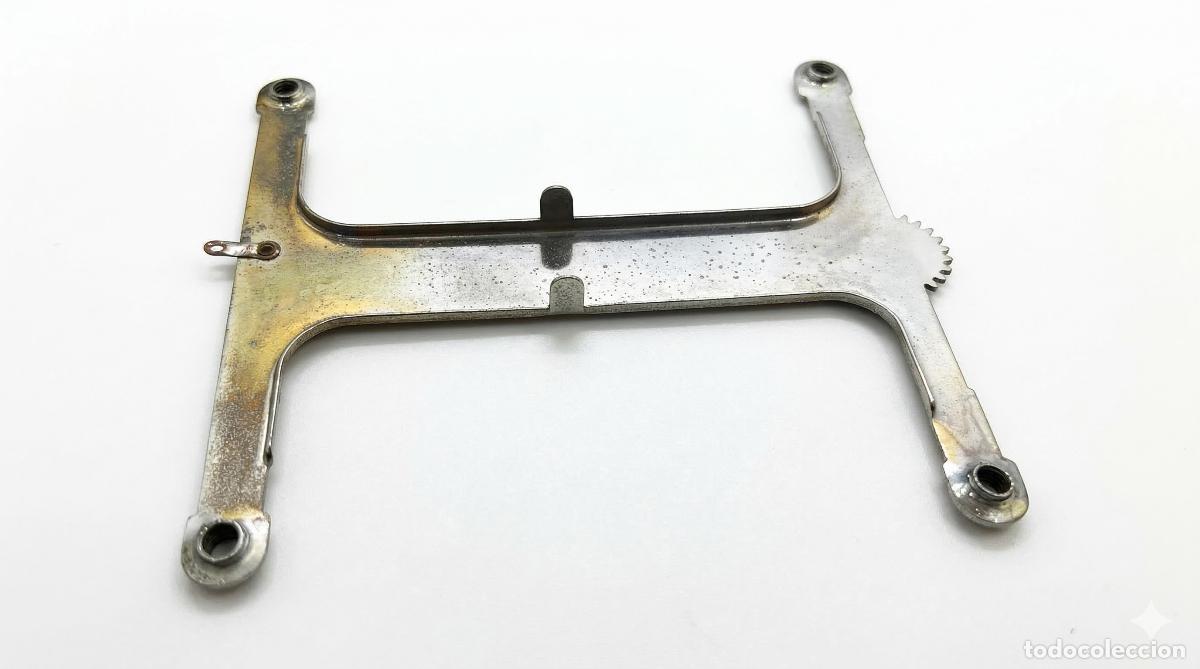 Juguetes antiguos Rico: Soporte de direcci&oacute;n Pegaso RICO - Foto 1