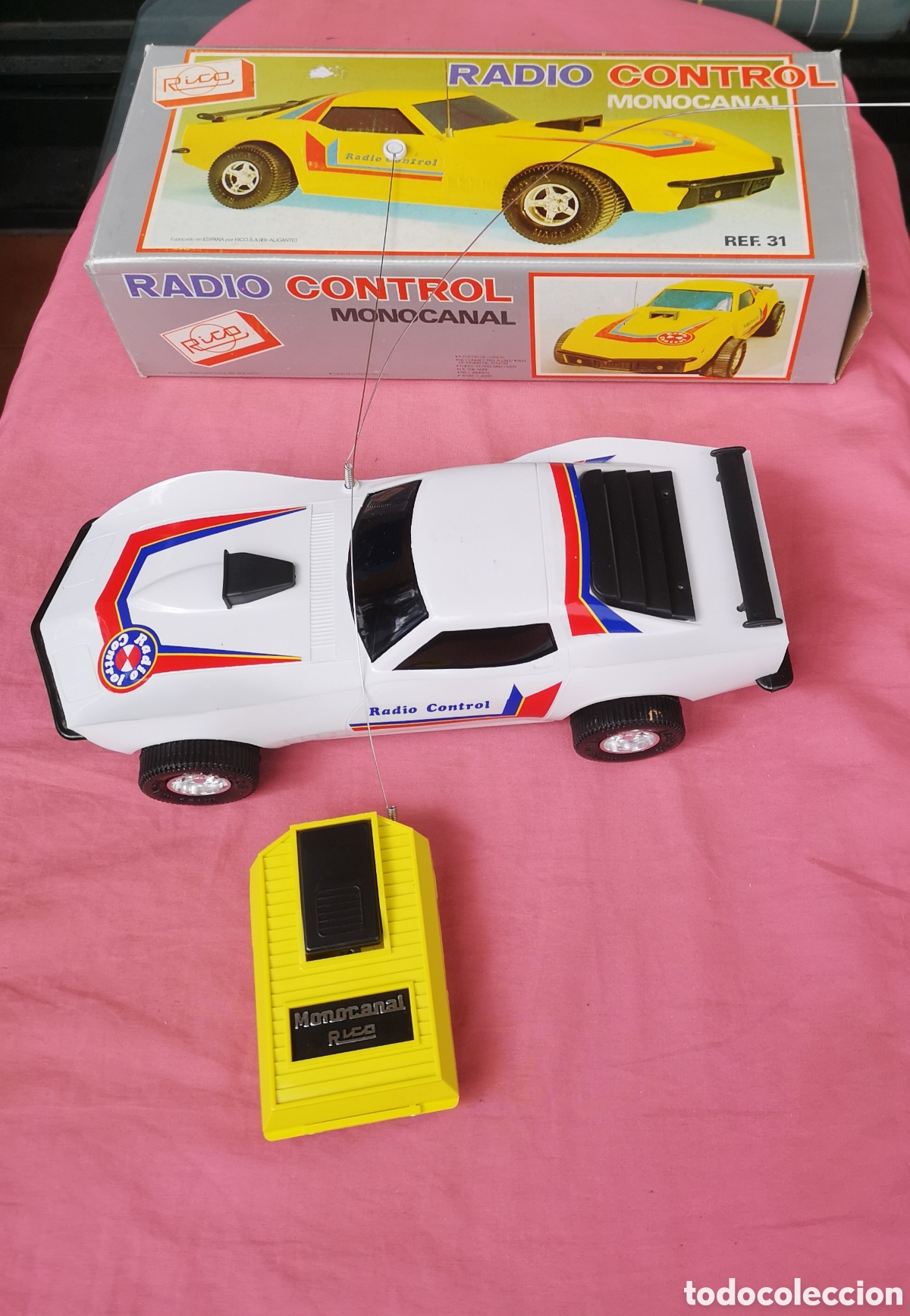Juguetes antiguos Rico: Rico. Radio Control Monocanal. Ref 31. SIN USAR. EL COCHE NO FUNCIONA. EL MANDO S&Iacute; FUNCIONA. A&ntilde;os 80